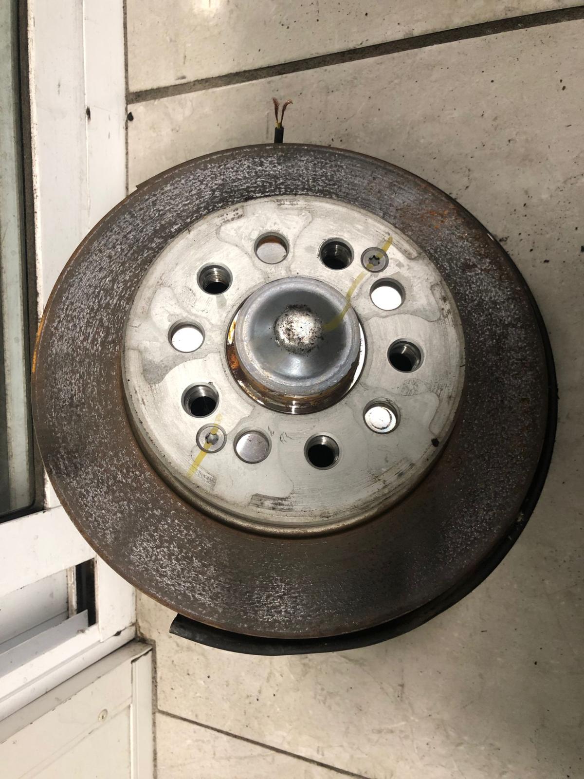 2023 Mg Zs Right Rear Hub Assembly View Auto part Right Rear Hub Assembly Mg Zs 2023