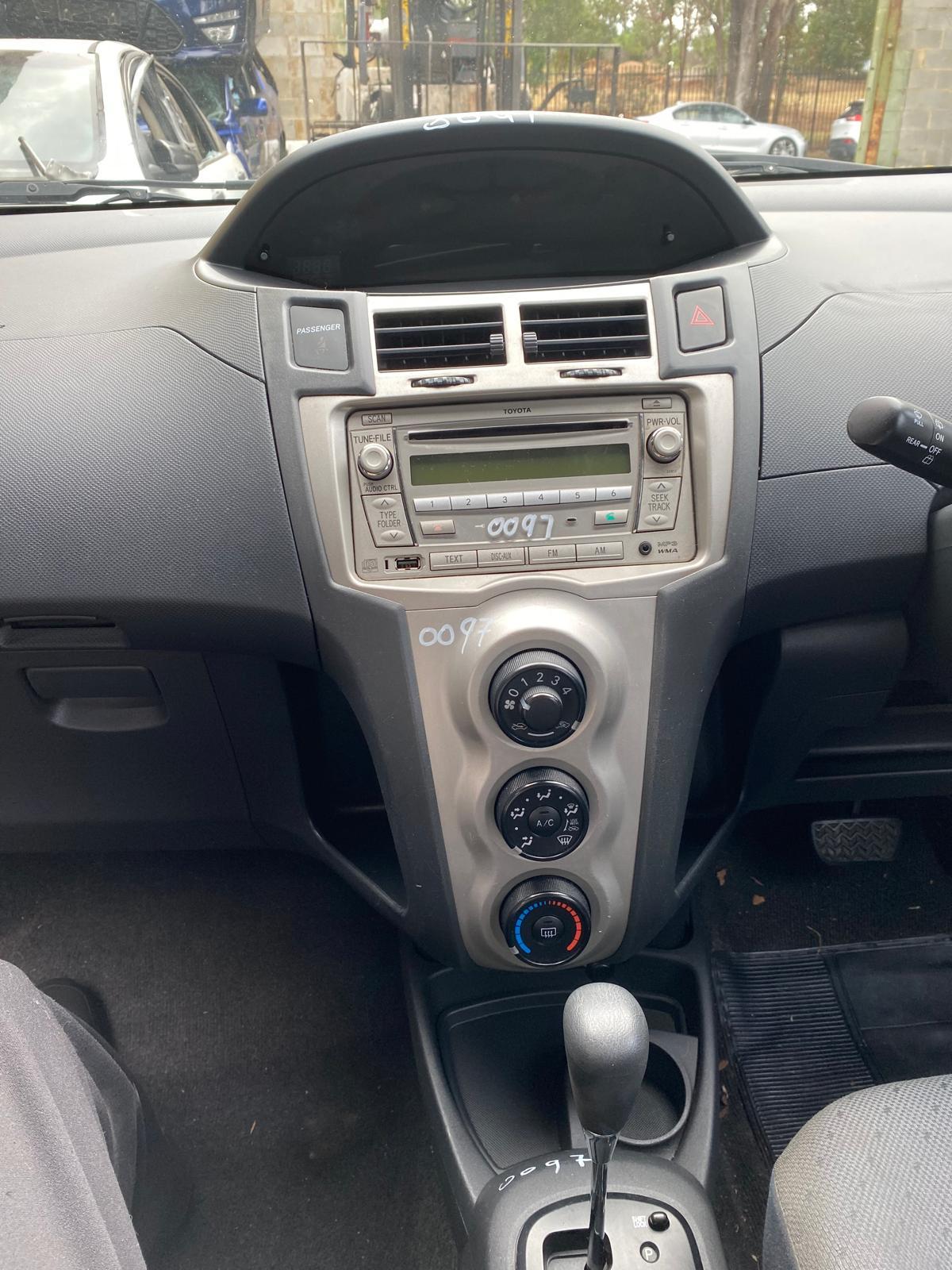 View Auto part Engine Toyota Yaris 2010