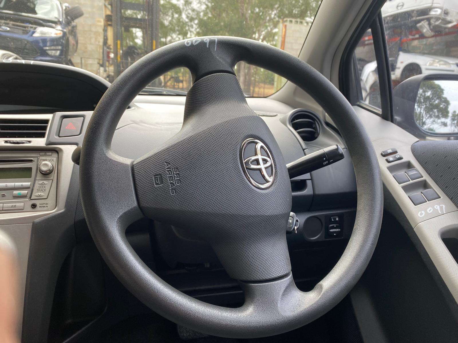 View Auto part Engine Toyota Yaris 2010