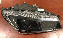 View Auto part Right Headlamp Skoda Superb 2016
