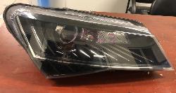 View Auto part Right Headlamp Skoda Superb 2016