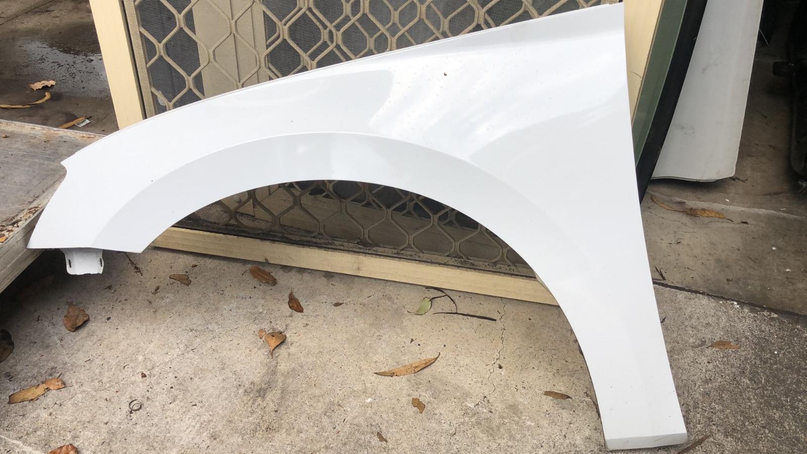 View Auto part Left Guard Skoda Superb 2016